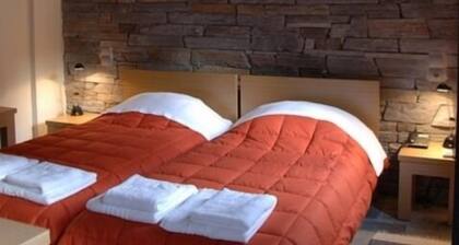 Thalia Rooms Guest House