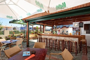 Bar (in der Unterkunft)