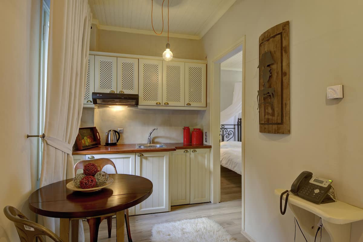 Family Apartment | Private kitchenette