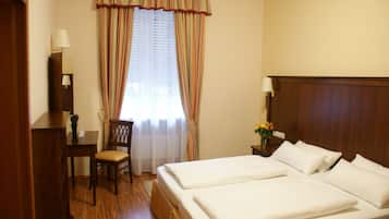 Superior-Suite | Zimmersafe, VerdunkelungsvorhÀnge, schallisolierte Zimmer