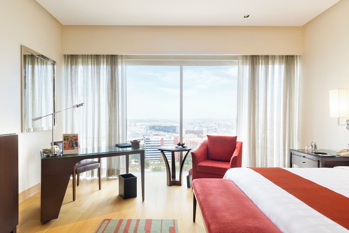 Deluxe Room, City View