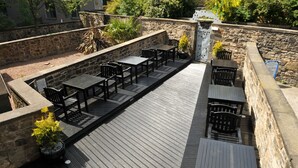 Garden - The Hostel (Edinburgh)