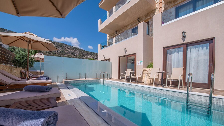 Cactus Royal Resort & Spa