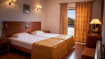 Minibar, in-room safe, desk, blackout drapes