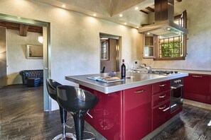 Deluxe Apartment, 1 Bedroom | Private kitchen | Espresso maker, coffee/tea maker, electric kettle