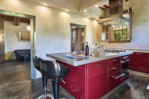 Cafetera expreso, cafetera/tetera, tetera/pava eléctrica