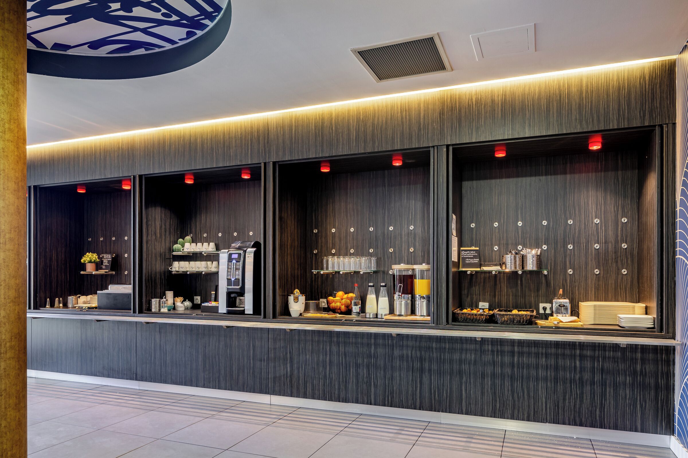 daily buffet breakfast (eur 13.90 per person)