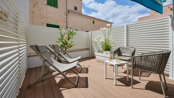 Superior Double Room, Terrace | 1 bedroom, down comforters, in-room safe, desk