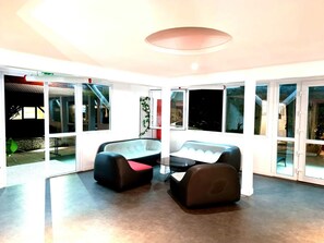 منطقة الاستقبال