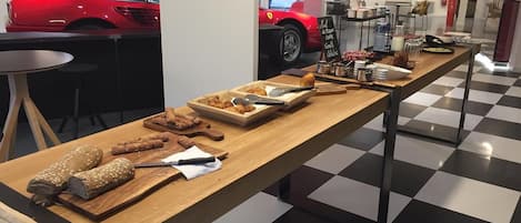 Daily buffet breakfast (EUR 9.50 per person)