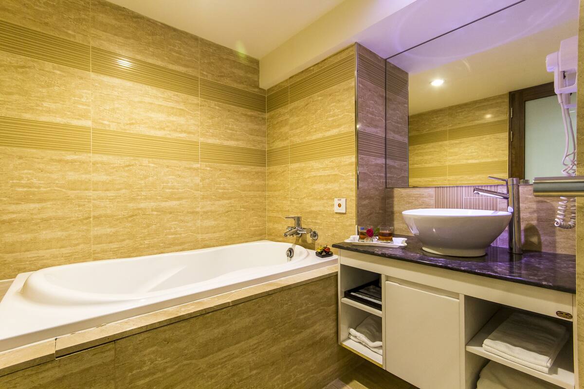 Superior Double Room, No Windows (some w/o bathtub) | Premium bedding, down comforters, pillowtop beds, minibar