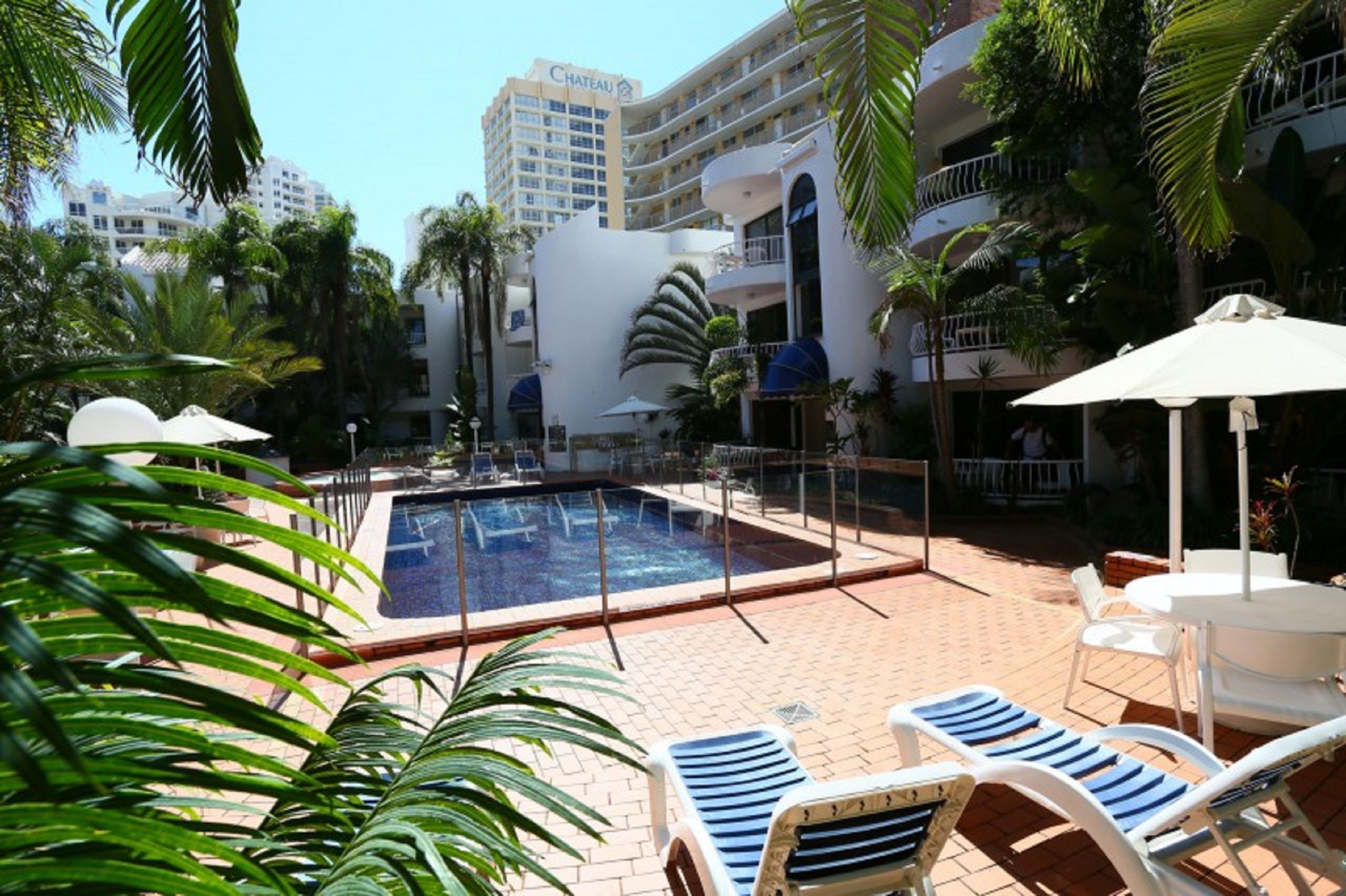 St Tropez Apartments — image 5