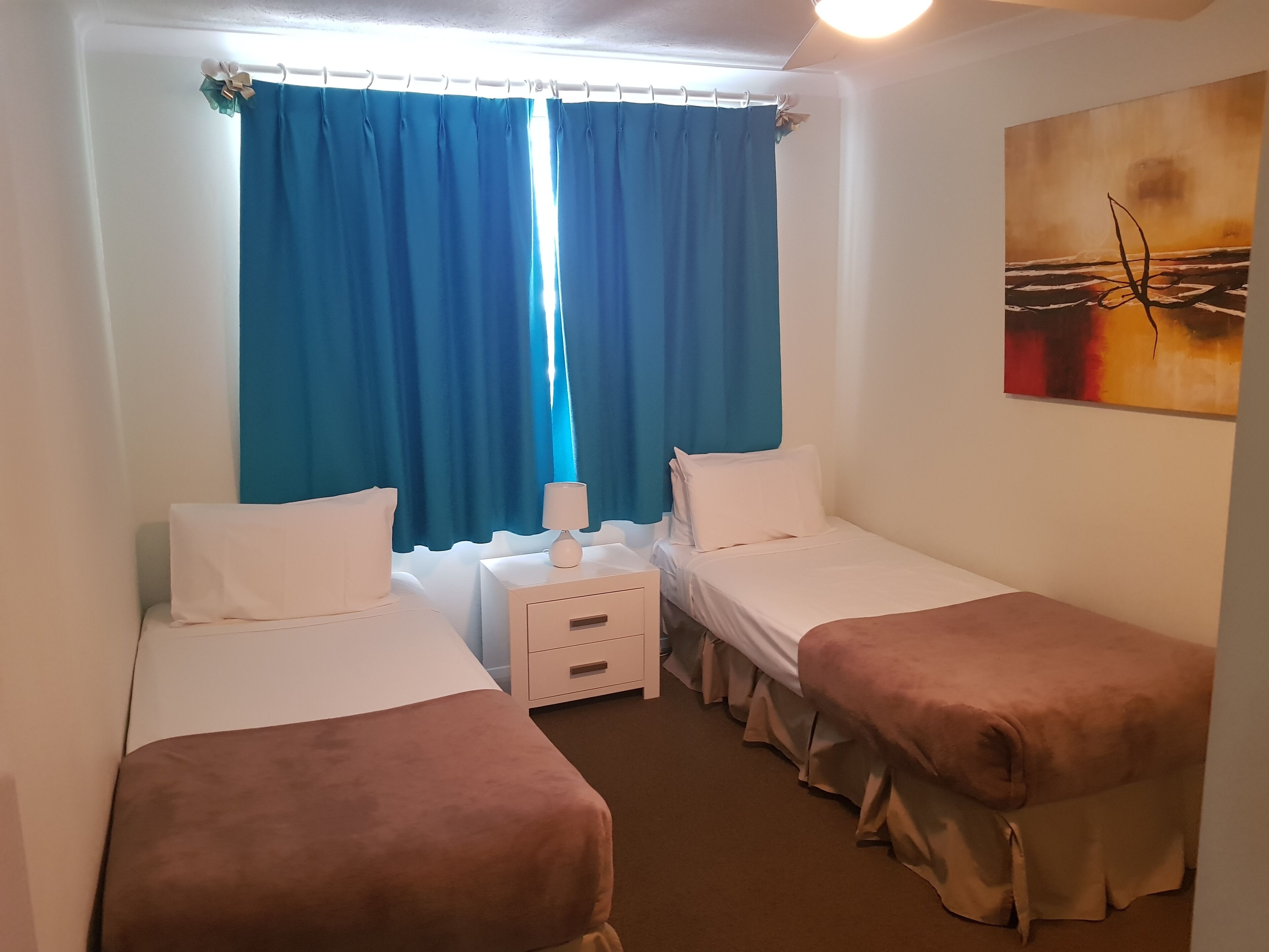 St Tropez Apartments — image 19