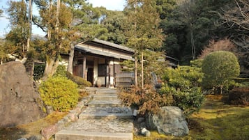 住宿地面