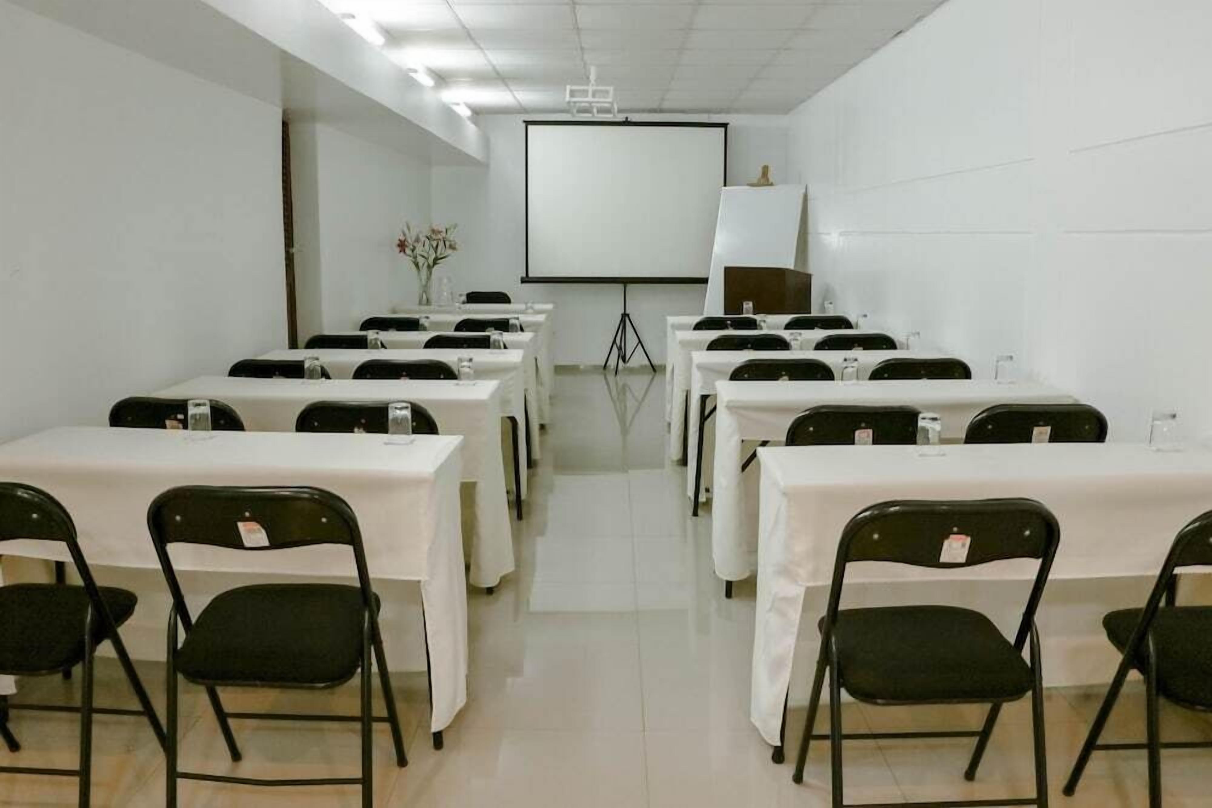 Photo - Epiqus Hotel