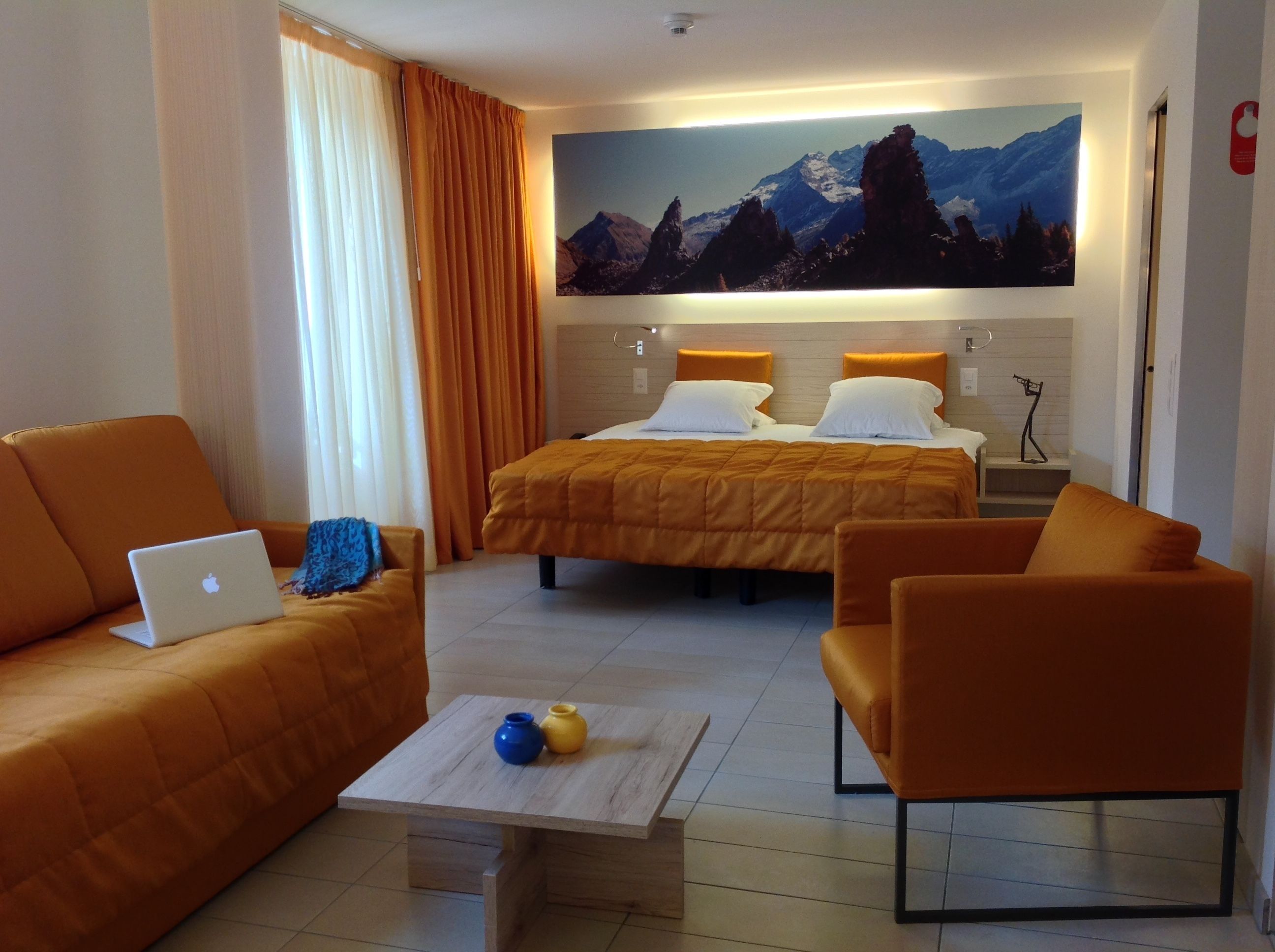 family room, courtyard view | view from room