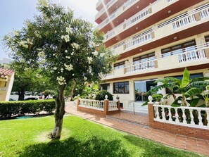Front of property - Hotel Los Jazmines (Torremolinos)