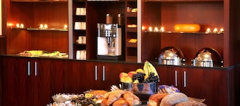 Van der Valk Hotel Hardegarijp - Leeuwarden