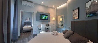 B&B Home 77