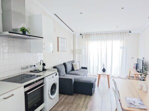Penthouse, 1 Bedroom, Terrace (Penthouse) | Private kitchen