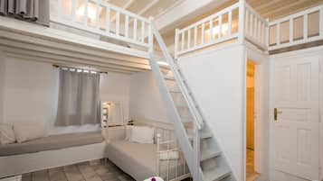 Apartamento, vista para o mar | Camas extras