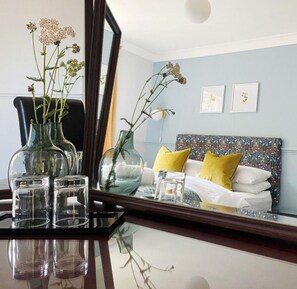 Desk, laptop workspace, iron/ironing board, free WiFi