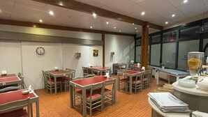 Desayuno continental todos los días (con cargo)