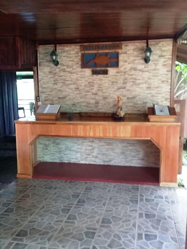 Lobby - La Laguna del Lagarto Eco-Lodge (Pital)