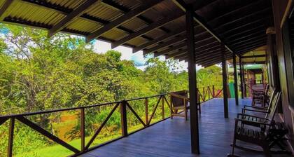 La Laguna del Lagarto Eco-Lodge