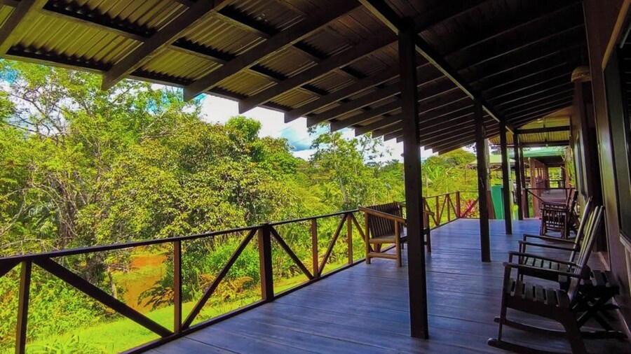 La Laguna del Lagarto Eco-Lodge