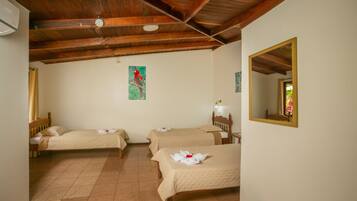 In-room safe, desk, bed sheets