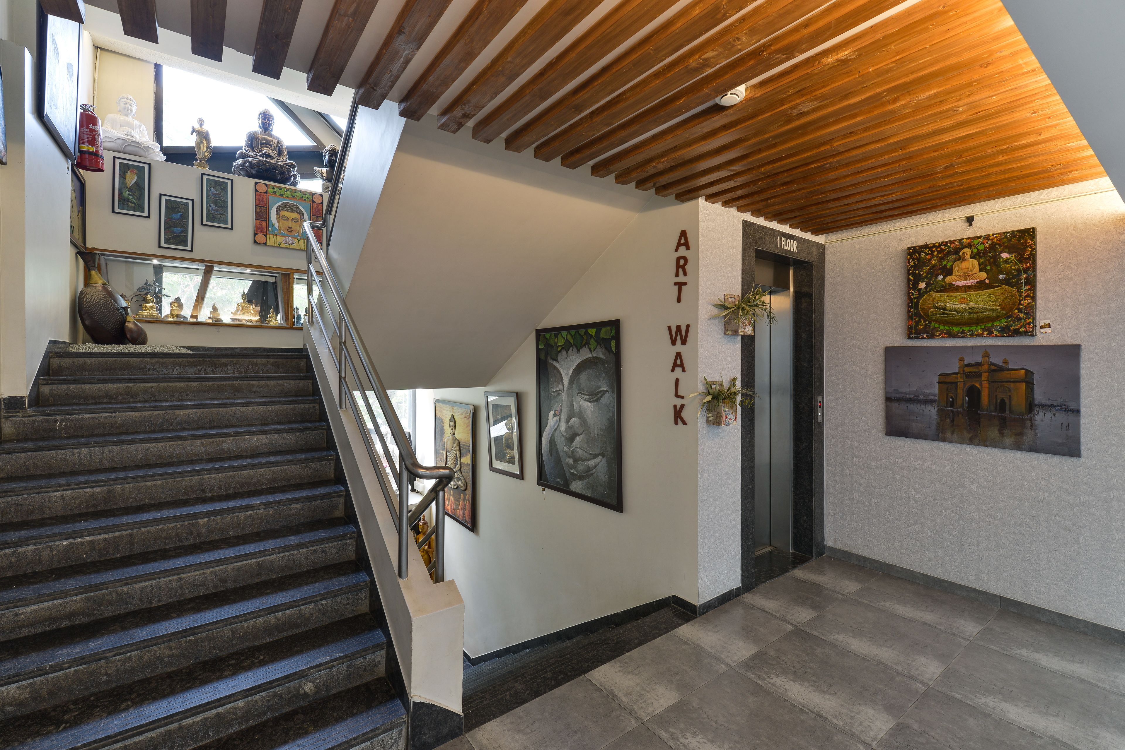 Photo - Dragonfly Hotel - The Art Hotel