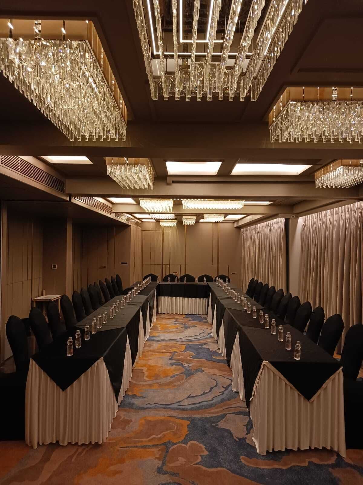 Photo - Dragonfly Hotel - The Art Hotel