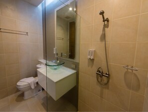 Suite, 1 Bedroom | Bathroom | Shower, bidet, towels, soap - Tai‐Pan Resort & Condominium (Hua Hin)