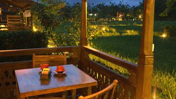 Villa (Bale) | Vistas del balcón