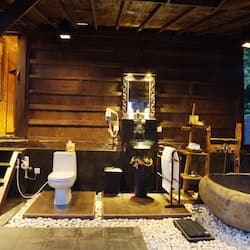 Villa (Bale) | Bathroom