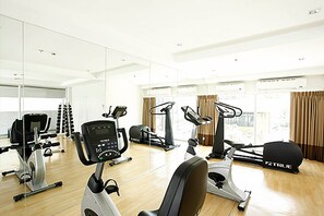 Fitness facility - The Embassy Sathorn (Bangkok)