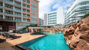 Outdoor pool, sun loungers