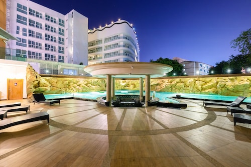 Centara Nova Hotel Pattaya