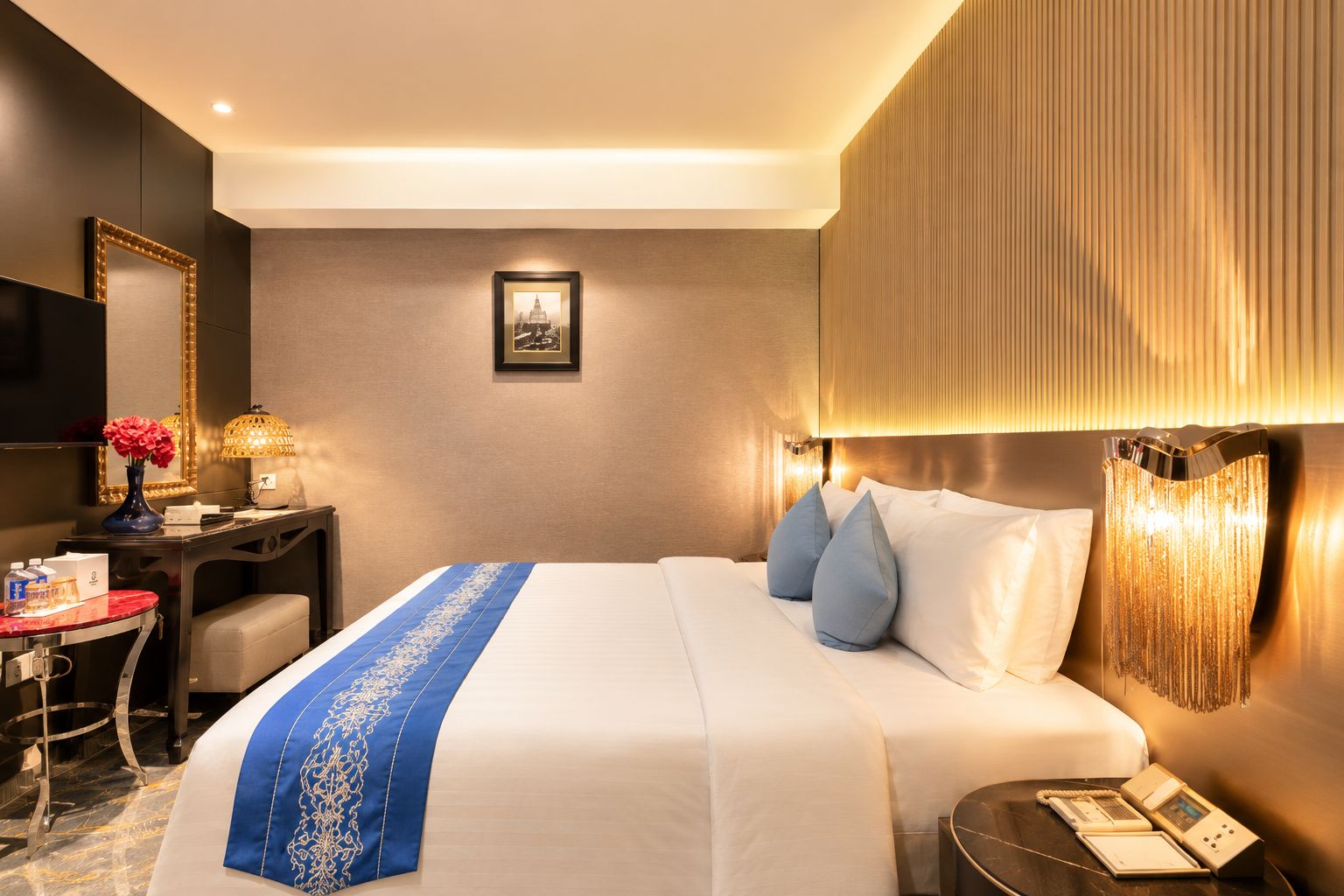 Photo - A&EM Ben Thanh Hotel