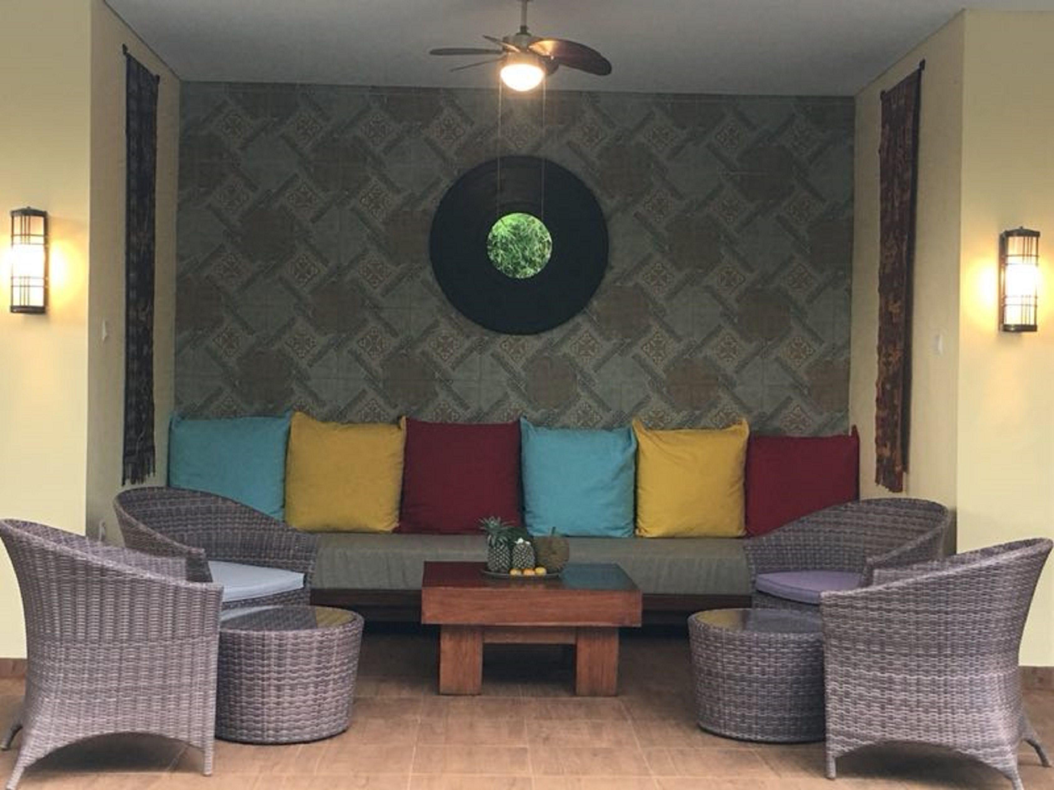 4 bedrooms, select comfort beds, minibar, in-room safe