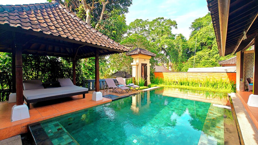 ヴィラ ニルヴァーナ