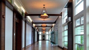 Hallway - La Piazza Hotel & Convention Center (Legazpi)