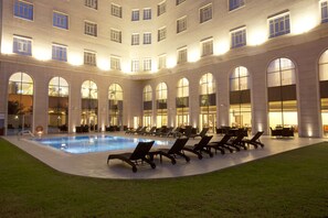 อ่างสปากลางแจ้ง