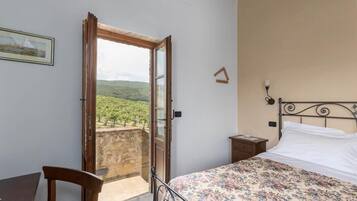 Schreibtisch, kostenloses WLAN