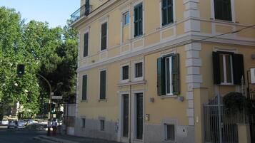 Fachada da propriedade