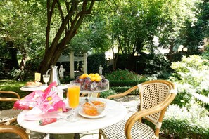 Property grounds - Boulevard Hostel Hamburg (Hamburg)