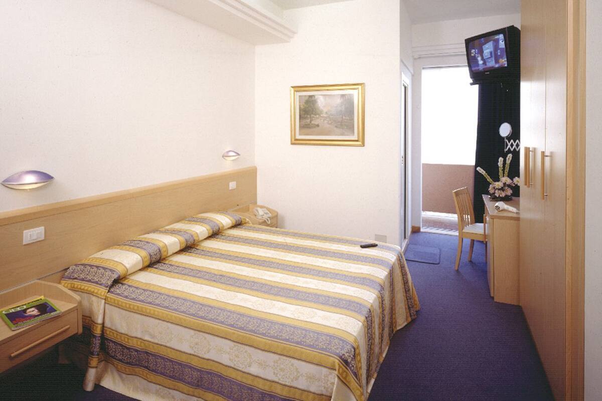 In-room safe, individually furnished, desk, blackout curtains