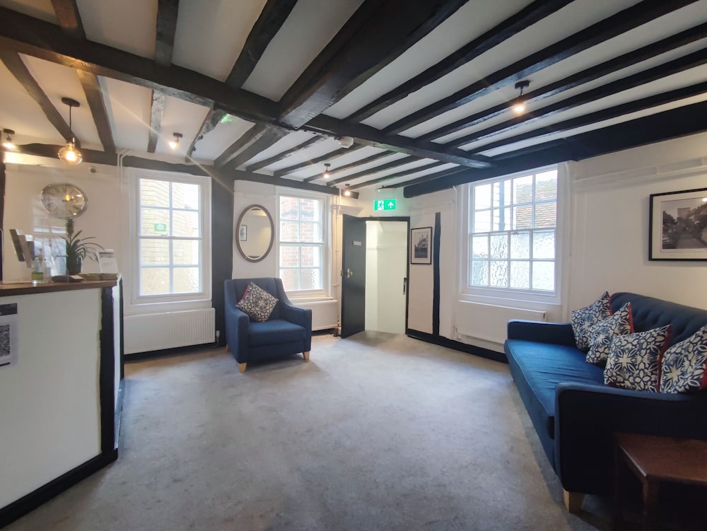 Cathedral Gate Hotel by null