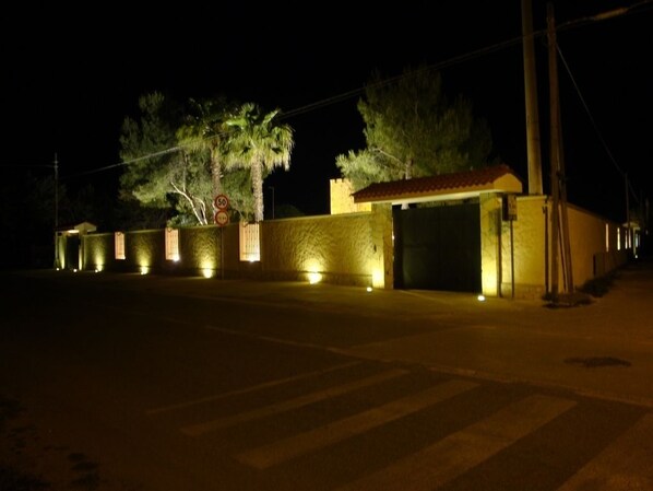 Entrada de la propiedad